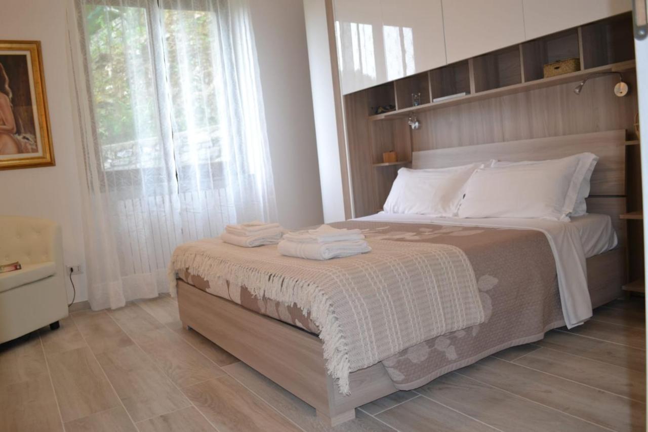 Le Grigne Guesthouse - The Garden Oliveto Lario Ngoại thất bức ảnh